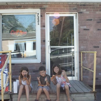 Lakeview Donut Shop - Any random weekend: Day 2 - Donuts Near Me - Lexington, Michigan Lakeview Donut Shop - Any random weekend: Day 2 - Donuts Near Me - Lexington, Michigan