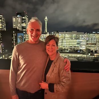 Altitude Sky Lounge - Lounges Near Me - Seattle, Washington