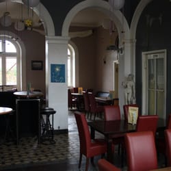 Bahnhof Cafe