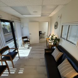 Raphael Serrano, M.A.MFT - Waiting Area