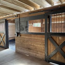 Flying H Stables - Stalls
