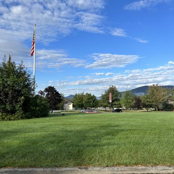 North Conway Grand Hotel - Outside the hotel - Hotels Near Me - North Conway, New Hampshire North Conway Grand Hotel - Outside the hotel - Hotels Near Me - North Conway, New Hampshire