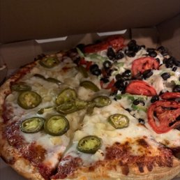 Bomb  pizza