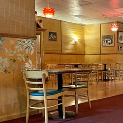 Thai Hut - Inside