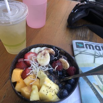 That's A Wrap Maui - Gurl in the curl açaí bowl - Wraps Near Me - Kihei, Hawaii That's A Wrap Maui - Gurl in the curl açaí bowl - Wraps Near Me - Kihei, Hawaii