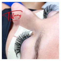 Pro Nails & Skin - Hutto - Volume eyelashes extensions
