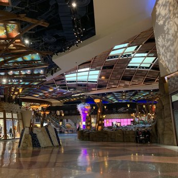 Mohegan Sun - Hotels Near Me - Uncasville, Connecticut