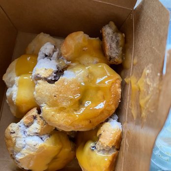 Aramex - Blueberry biscuits with honey. This is to die for. I will definitely come back to have this again. - Pizza Near Me - San Francisco, California Aramex - Blueberry biscuits with honey. This is to die for. I will definitely come back to have this again. - Pizza Near Me - San Francisco, California