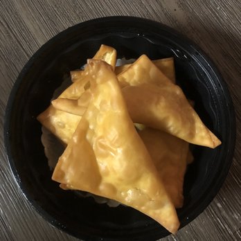 TNR Cafe - 5 Pieces Crab Rangoon - Chinese Near Me - Arlington, Virginia