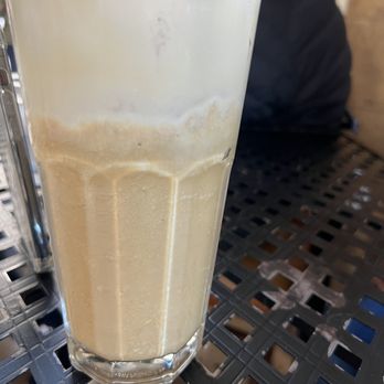 Urth Caffé-Pasadena - Spanish Latté Granita - Cafes Near Me - Pasadena, California