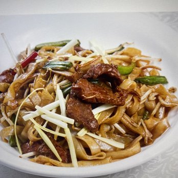 MingHin Cuisine - Stir-Fried Rice Noodles w/ Beef - Dim Sum Near Me - Chicago, Illinois MingHin Cuisine - Stir-Fried Rice Noodles w/ Beef - Dim Sum Near Me - Chicago, Illinois