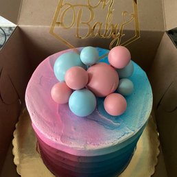 Gender Reveal Cake