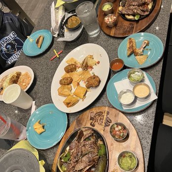 Super Mex - Steak fajitas, mixed (chicken, steak & shrimp fajitas) - Mexican Near Me - Whittier, California Super Mex - Steak fajitas, mixed (chicken, steak & shrimp fajitas) - Mexican Near Me - Whittier, California