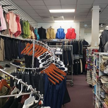 Chatinni Men's Clothing - Men's Clothing Near Me - Bakersfield, California Chatinni Men's Clothing - Men's Clothing Near Me - Bakersfield, California