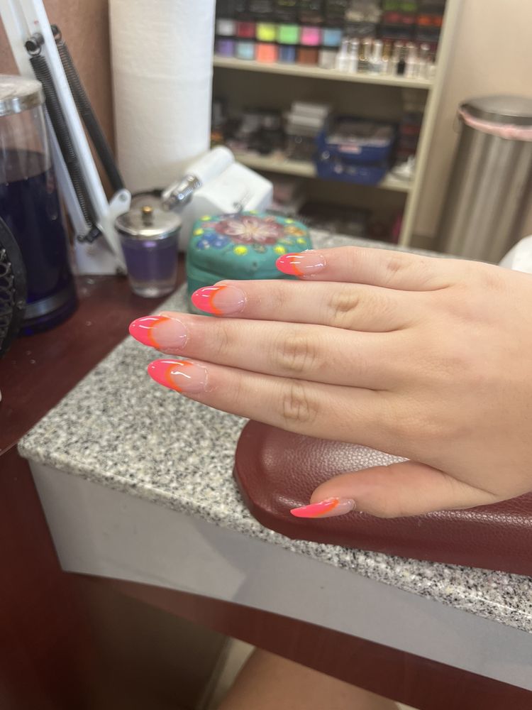 FANCY NAILS BY ANNA Updated August 2024 1997 S US Highway 1, Fort