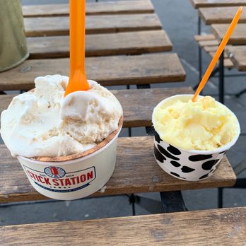 Vegano by Stick Station - Vanilla Bean (left) & Piña Colada (right). Super delicious! - Ice Cream & Frozen Yogurt Near Me - Commerce, California Vegano by Stick Station - Vanilla Bean (left) & Piña Colada (right). Super delicious! - Ice Cream & Frozen Yogurt Near Me - Commerce, California
