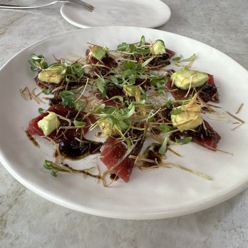 Este - Seafood Near Me - Austin, Texas