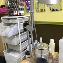 Instyle Nails Salon & Spa - Shop set up