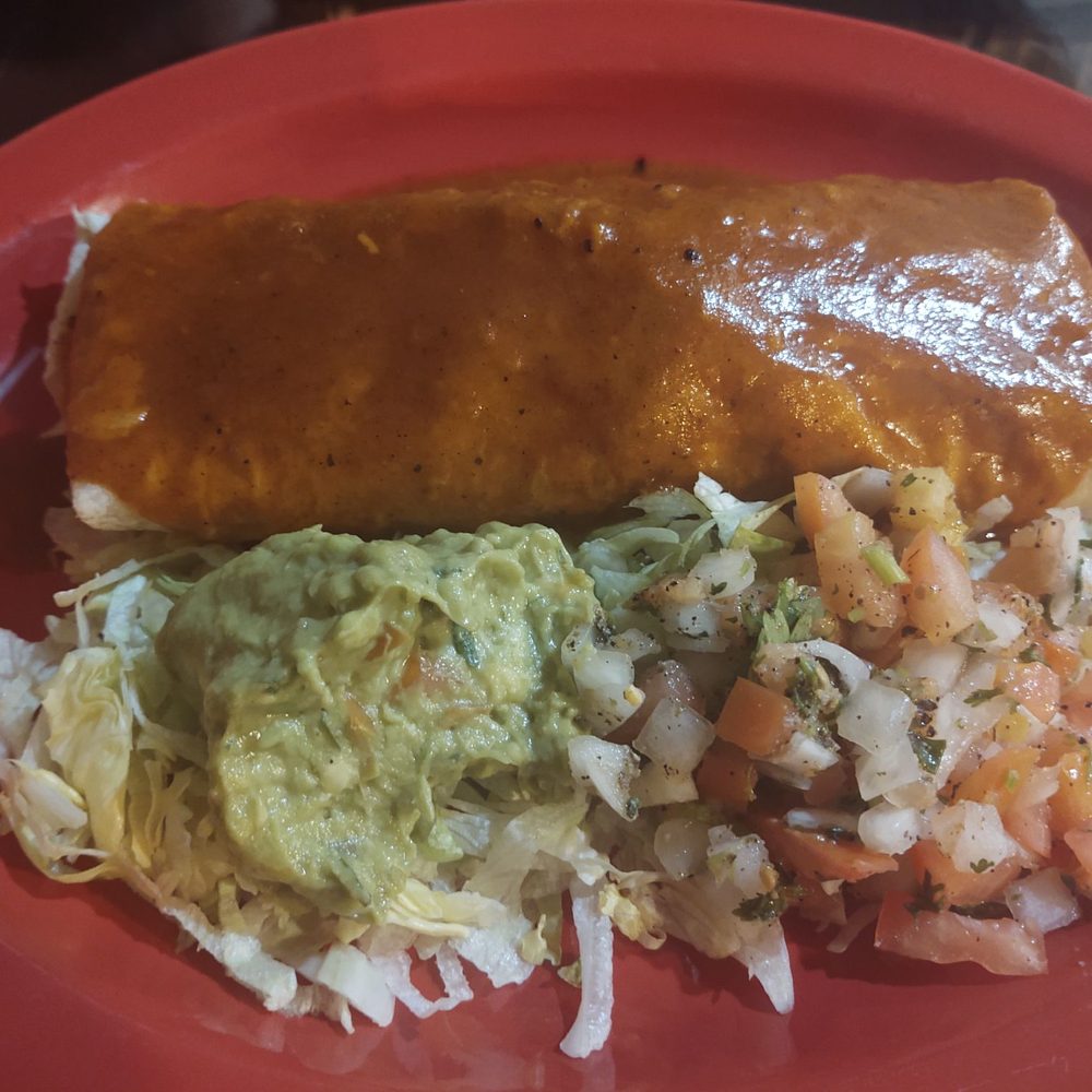 Casa Perez - Steak fajita burrito, with delicious feed a steak, onions, bell peppers oh, and tomato. As requested, smothered with red enchilada sauce. - Mexican Near Me - Dewey, Arizona