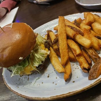 Atlas Tavern - Oklahoma Smash - Pubs Near Me - Columbus, Ohio Atlas Tavern - Oklahoma Smash - Pubs Near Me - Columbus, Ohio