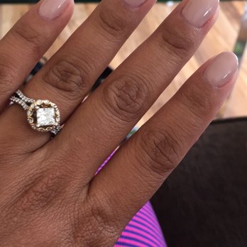 iCare Nails & Spa - Nail Salons Near Me - Mundelein, Illinois