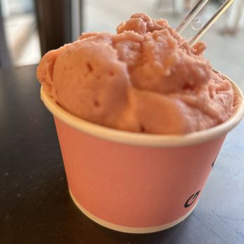 Gelato Boy - Pineapple blood orange creamsicle. The power of suggestion! - Ice Cream & Frozen Yogurt Near Me - Boulder, Colorado