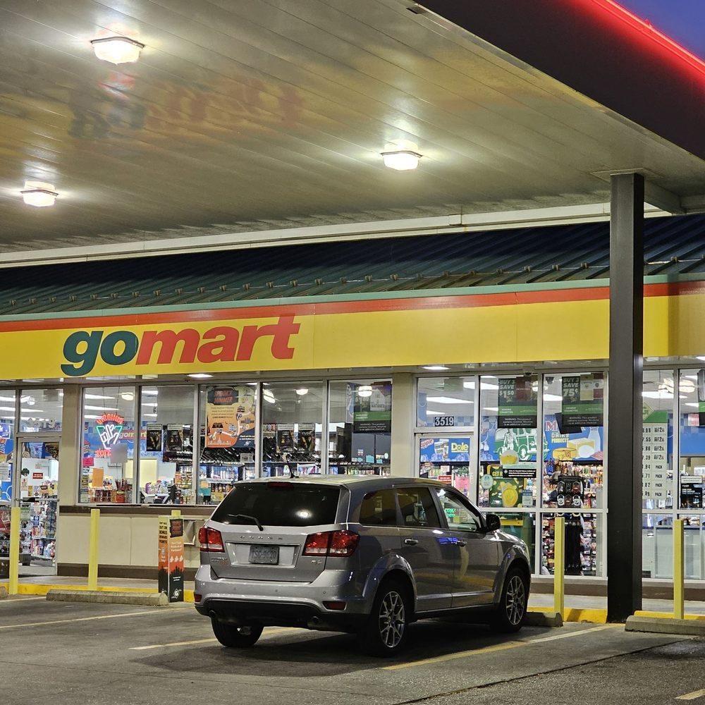 Go Mart - This convenience store is very clean, well lit, and organized; and the employee there is very friendly and helpful. - Convenience Stores Near Me - Roanoke, Virginia