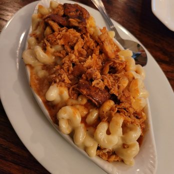 Cherry Creek Hideway - Buffalo Chicken Mac n Cheese - Bars Near Me - Stroudsburg, Pennsylvania