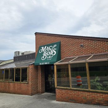 Mac & Bobs - The beautiful architecture of the restaurant with large windows and cathedral ceiling on the front seating area. - Sports Bars Near Me - Salem, Virginia