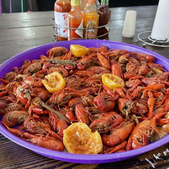 J's Seafood Dock - 2lb crawfish (great amount for 2 people) suck the Lemmon!! - Seafood Near Me - New Orleans, Louisiana