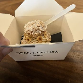 Dean & Deluca - Freshly baked dessert - Coffee & Tea Near Me - Honolulu, Hawaii