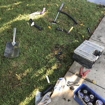 Chuck the Gardener - the contents of his garden tools - Landscaping Near Me - Long Beach, California Chuck the Gardener - the contents of his garden tools - Landscaping Near Me - Long Beach, California