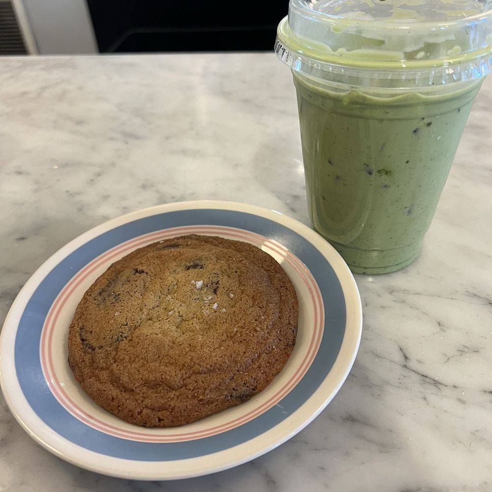 Honeycomb - Breakfast & Brunch Near Me - Hamilton, Massachusetts Honeycomb - Breakfast & Brunch Near Me - Hamilton, Massachusetts