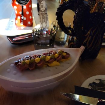 InClan Brutal - Tuna Tataki - Tapas Bars Near Me - Madrid, M