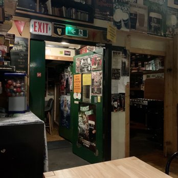 Das Rupp's - They also have a smaller room and board games on the wall to play. - Bars Near Me - Vienna, 9