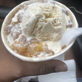Peach Cobbler Factory - Desserts Near Me - New Orleans, Louisiana Peach Cobbler Factory - Desserts Near Me - New Orleans, Louisiana