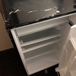 Supposed refrigerator that doesn't work