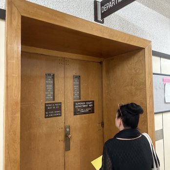 Pasadena Courthouse - Checking in - Courthouses Near Me - Pasadena, California