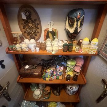 La Segunda Bartique & Gallery - Antiques Near Me - San Antonio, Texas La Segunda Bartique & Gallery - Antiques Near Me - San Antonio, Texas
