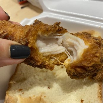 Dave's Hot Chicken - Spongy crab meat texture - Chicken Shop Near Me - Menifee, California Dave's Hot Chicken - Spongy crab meat texture - Chicken Shop Near Me - Menifee, California