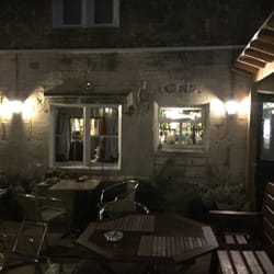 The Royal Oak - Back patio
