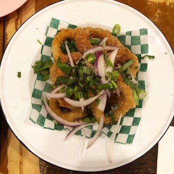 Si Lom Thai Bistro - Laab calamari - Thai Near Me - Toronto, Ontario