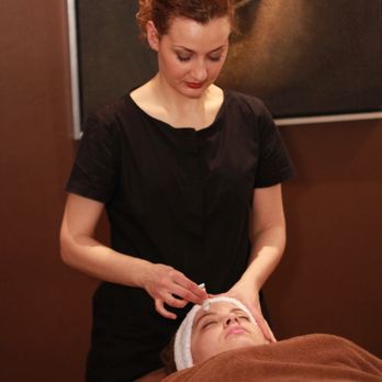 Beauty Nail Concept - Tratamiento facial Institut Esthederm by @beautynailconcept. - Nail Salons Near Me - Barcelona, B Beauty Nail Concept - Tratamiento facial Institut Esthederm by @beautynailconcept. - Nail Salons Near Me - Barcelona, B