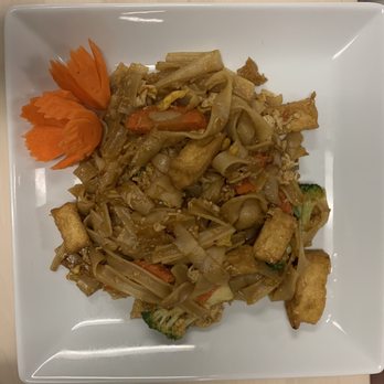 Sirin Thai - Pad See Ew - Thai Near Me - Greenville, South Carolina Sirin Thai - Pad See Ew - Thai Near Me - Greenville, South Carolina