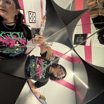 Paradox Museum - Museums Near Me - Miami, Florida