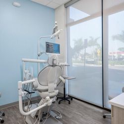 Dentists of Oakland Park