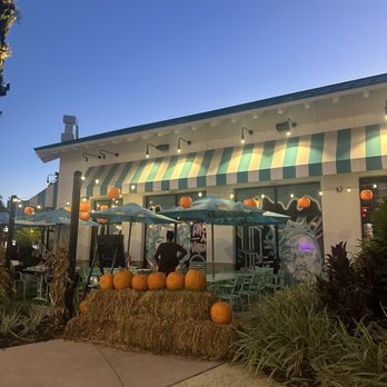 JoJo's Shake Bar - Orlando - Desserts Near Me - Orlando, Florida JoJo's Shake Bar - Orlando - Desserts Near Me - Orlando, Florida