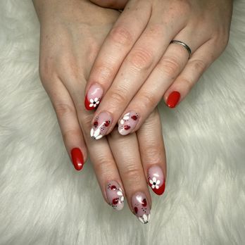 Yolo Nails Spa - Nail Technicians Near Me - Yarmouth, Massachusetts
