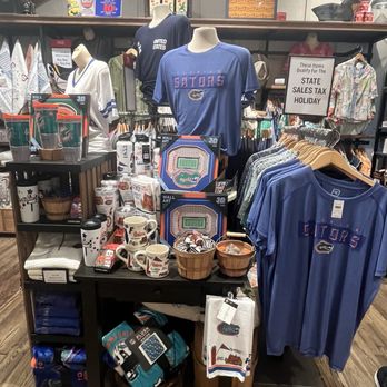 Cracker Barrel Old Country Store - Any Gators fans out there? - American Near Me - Bradenton, Florida