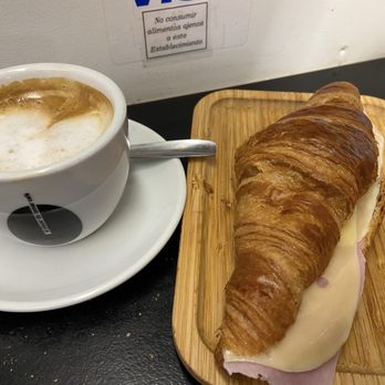 Mercado Central - Breakfast- Jamon y queso croissant with cafe con leche 3.20€ - Farmers Market Near Me - Alicante, A Mercado Central - Breakfast- Jamon y queso croissant with cafe con leche 3.20€ - Farmers Market Near Me - Alicante, A